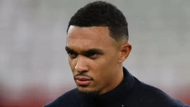 阿诺德后悔吗！背叛利物浦却被皇马抛弃，无球可踢或无缘世界杯