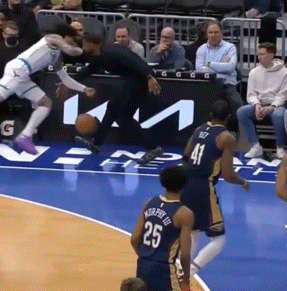 英雄联盟赛事官网-北伐！8连胜灭火！杜兰特骂申京！还不补强？